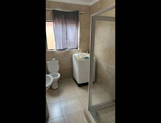 2 BEDROOM PROPERTY TO RENT IN LENASIA EXT 9